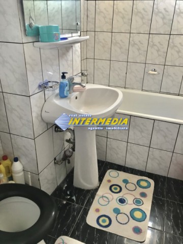 apartament-2-camere-de-inchiriat-alba-iulia-cetate-mobilat-4