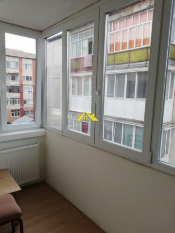 apartament-cu-3-camere-cetate-1