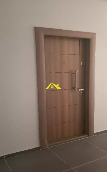 inchiriez-apartament-2-camere-la-cheie-cu-parcare-privata