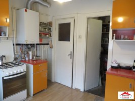 apartament-3-camere-in-asociatie-etajul-1-semicentral-id-21568-8