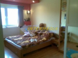 apartament-2-camere-decomandat-de-vanzare