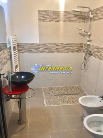 apartament-2-camere-decomandat-si-finisat-de-vanzare-zona-stadion-9