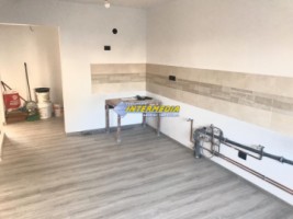 apartament-2-camere-decomandat-si-finisat-de-vanzare-zona-stadion-13
