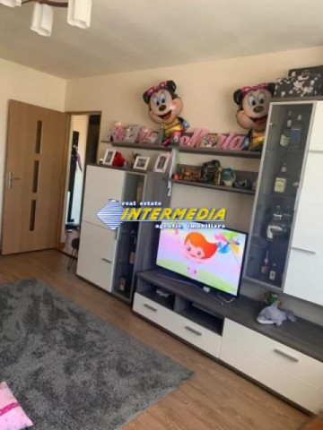 apartament-2-camere-mobilat-si-utilat-in-tolstoi-alba-iulia-2