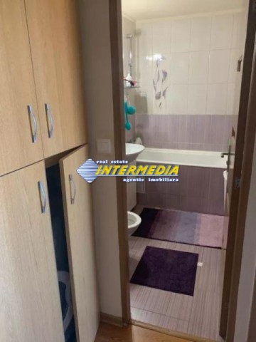 apartament-2-camere-mobilat-si-utilat-in-tolstoi-alba-iulia-4
