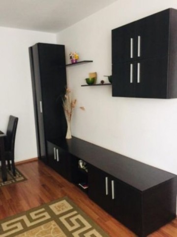 apartament-3-camere-zona-cetate-finisat-1