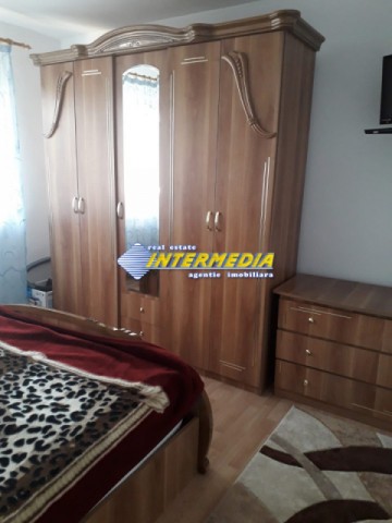 apartament-2-camere-decomandat-de-vanzare-ampoi-3-8