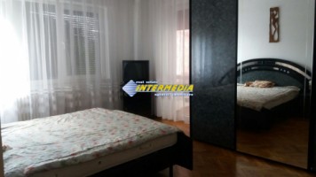 inchiriere-apartament-4-camere-2-bai-cetate-3