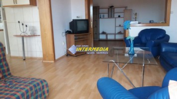 inchiriere-apartament-4-camere-2-bai-cetate-10