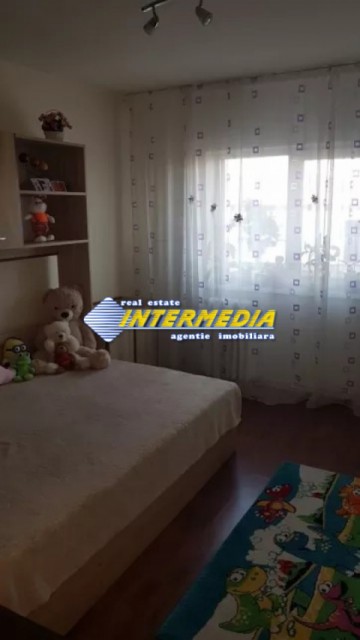 3-camere-decomandat-mobilat-si-utilat-etaj-1-4
