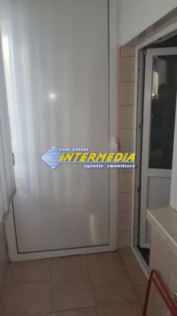 3-camere-decomandat-mobilat-si-utilat-etaj-1-6
