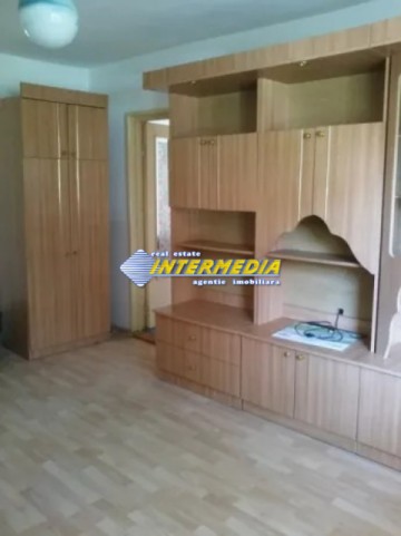 2-camere-de-vanzare-mobilat-si-utilat-in-cartierul-cetate-2