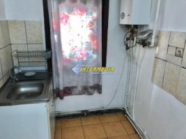 2-camere-de-vanzare-in-cetate-etaj-1-alba-iulia-3