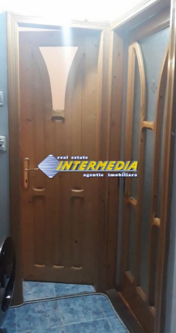 2-camere-decomandat-in-cetate-finisat-izolat-1