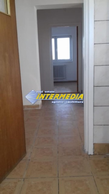 apartament-3-camere-decomandat-de-vanzare-cetate-closca