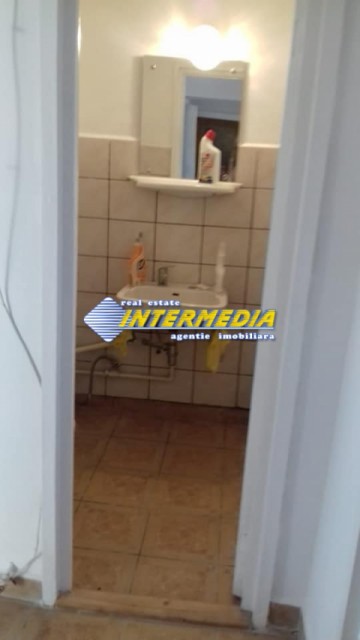 apartament-3-camere-decomandat-de-vanzare-cetate-closca-5