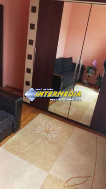 apartament-4-camere-de-vanzare-alba-iulia-zona-centru-2