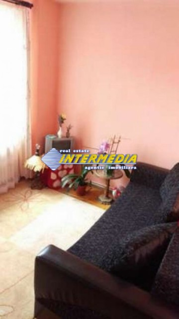 apartament-4-camere-de-vanzare-alba-iulia-zona-centru-4