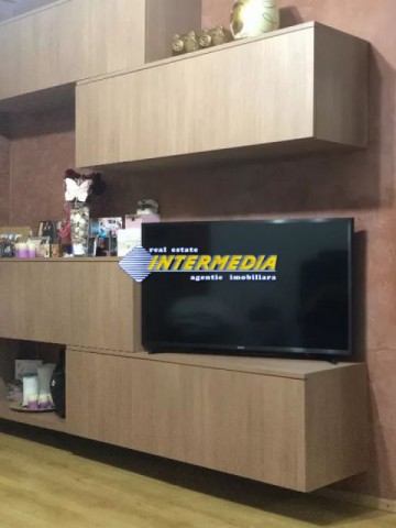 apartament-2-camere-decomandat-de-vanzare-cetate-etaj-1-12