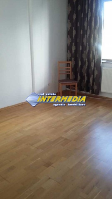 apartament-3-camere-decomandat-bloc-nou-etaj-1-cu-garaj-6