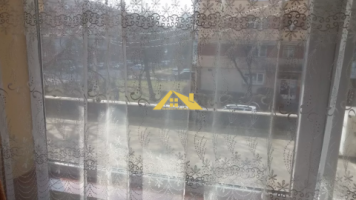 inchiriere-apartament-zona-cetate-strada-closca-2