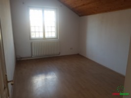 apartament-spatios-format-din-4-camere-in-zona-rahovei-2