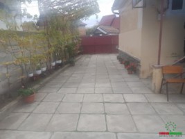 casa-singur-in-curte-zona-lazaret