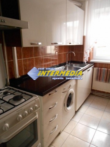 apartament-2-camere-de-inchiriat-alba-iulia-cetate-pe-bulevard-6