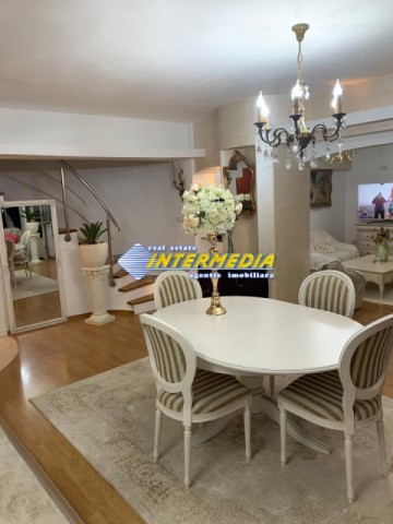 apartament-de-lux-cu-4-camere-scara-interioara-centru-ultracentral-9