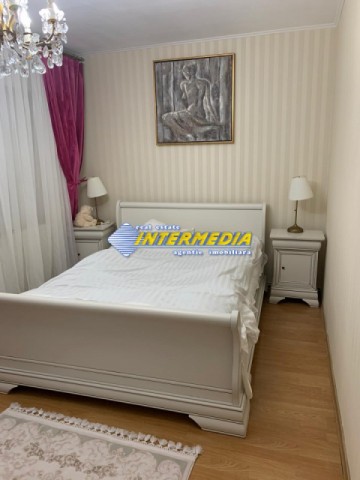 apartament-de-lux-cu-4-camere-scara-interioara-centru-ultracentral-15