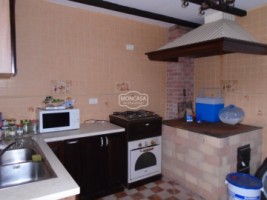 vila-deosebita-in-botosani-mobilata-si-utilata-355-mp-construiti-1950-mp-teren-7