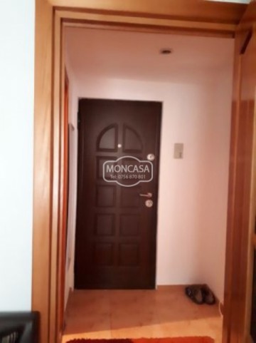 apartament-3-camere-zona-calea-nationala-stejari-2