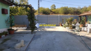casa-renovata-complet-de-vanzare-ohaba-5