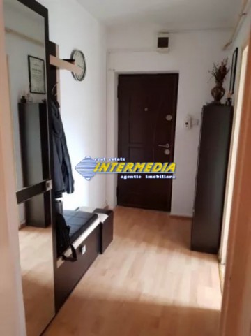 2-camere-de-vanzare-in-cetate-zona-bulevard-alba-iulia-3