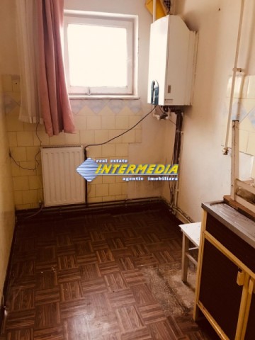 2-camere-de-vanzare-in-cetate-etaj-3-alba-iulia-5