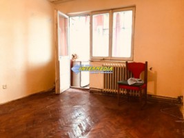 2-camere-de-vanzare-in-cetate-etaj-3-alba-iulia-6