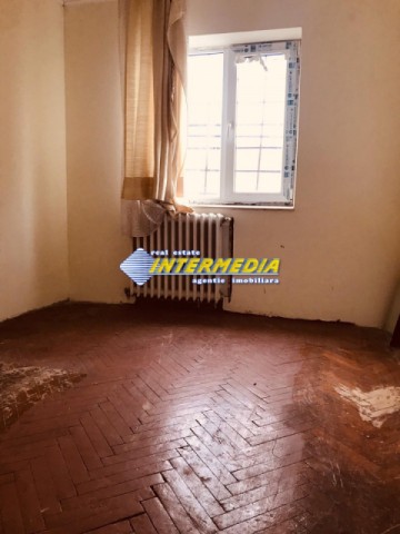 2-camere-de-vanzare-in-cetate-etaj-3-alba-iulia-7