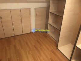 apartament-4-camere-de-inchiriat-cetate-11