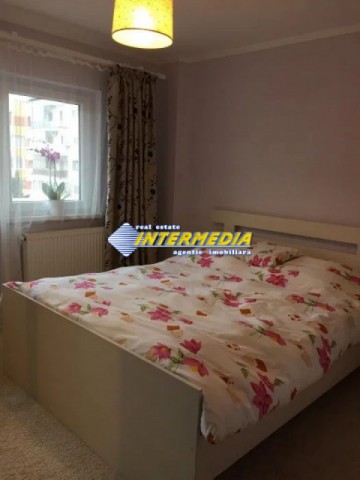 apartament-3-camere-decomandat-de-vanzare-ampoi-3-3