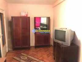 apartament-2-camere-de-vanzare-in-cetate-zona-bulevard-etaj-1-5