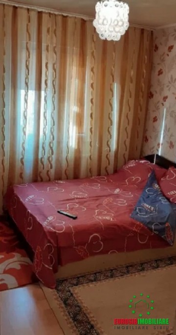 apartament-3-camere-semidecomandat-etajul-2-in-vasile-aron-3