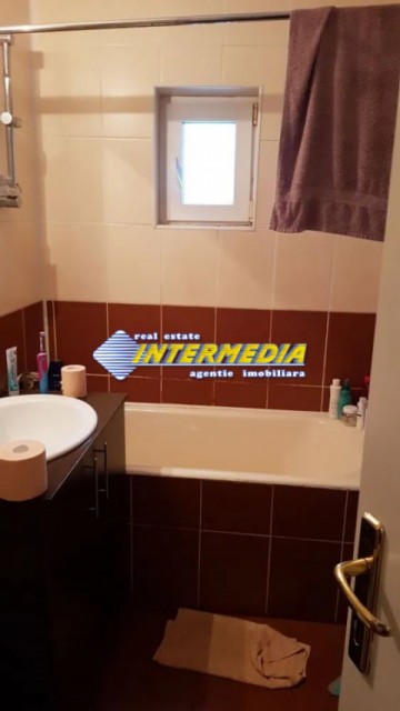 apartament-2-camere-de-vanzare-cetate-mobilat-etaj-2-3