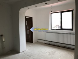 casa-de-vanzare-in-metes-cu-600-mp-teren-utilitati-finisata-si-mobilata-22