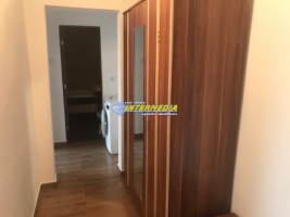 apartament-3-camere-de-inchiriat-centru-mobilat-250-euro-9