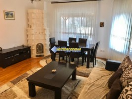 casa-pm-noua-de-vanzare-in-cetate-alba-iulia-imprejmuita-si-finisata-cu-toate-utilitatile-si-720-mp-teren