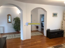 casa-pm-noua-de-vanzare-in-cetate-alba-iulia-imprejmuita-si-finisata-cu-toate-utilitatile-si-720-mp-teren-25