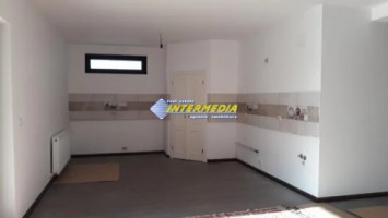 casa-de-vanzare-finisata-complet-cu-toate-utilitatile-5