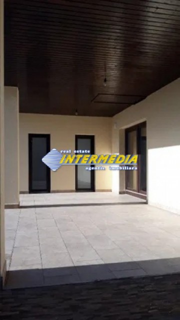 casa-de-vanzare-finisata-complet-cu-toate-utilitatile-6