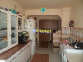 apartament-2-camere-decomandate-de-vanzare-in-alba-iulia-zona-cetate-mercur-mobilat-si-utilat-complet