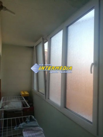 apartament-3-camere-de-vanzare-cetate-2
